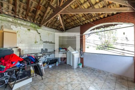 Casa de condomínio à venda com 168m², 3 quartos e 3 vagasÁrea de Serviço