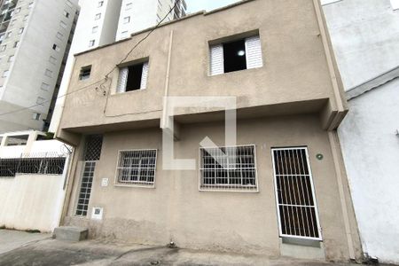 Casa para alugar com 79m², 2 quartos e sem vagaFachada