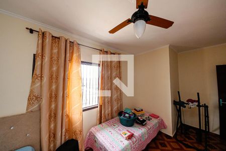 Casa à venda com 241m², 7 quartos e 4 vagasQuarto 2aQuarto 2 - CASA CIMA