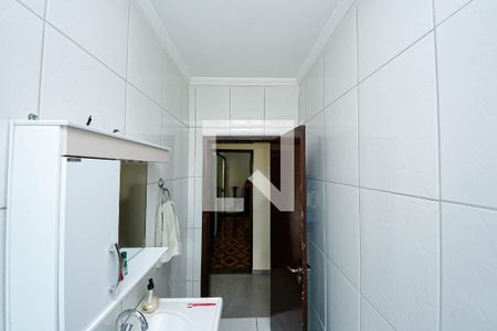 Casa à venda com 241m², 7 quartos e 4 vagasBanheiro - CASA CIMA