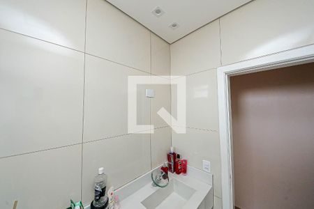Casa à venda com 241m², 7 quartos e 4 vagasBanheiro - CASA BAIXO