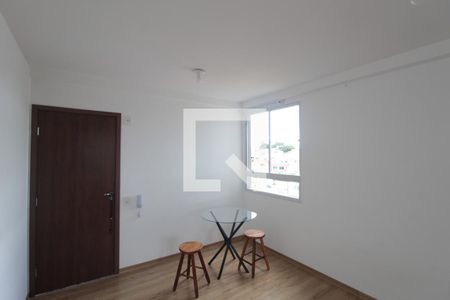 Apartamento para alugar com 43m², 2 quartos e 1 vagaSala