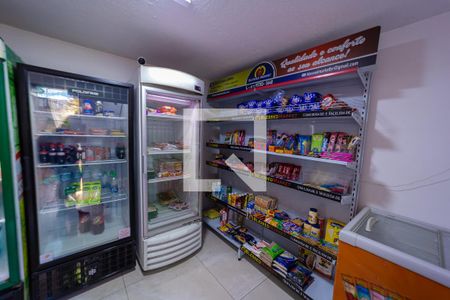 Apartamento para alugar com 54m², 2 quartos e 1 vaga Apartamento para alugar com 54m², 2 quartos e 1 vagaMini Mercado