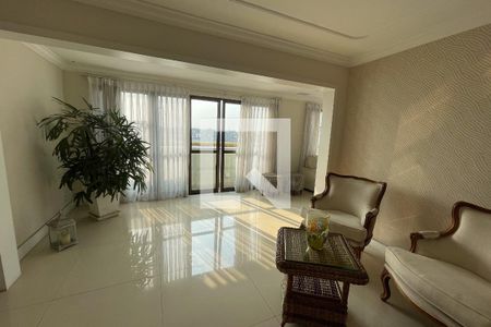 Apartamento para alugar com 150m², 3 quartos e 2 vagasHall