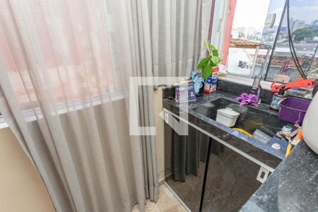 Casa para alugar com 70m², 2 quartos e 1 vagaÁrea de serviço