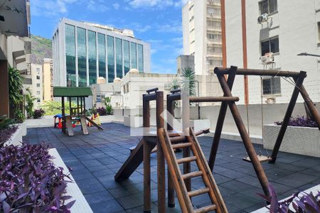 Apartamento à venda com 65m², 2 quartos e 1 vagaÁrea Comum - Parquinho