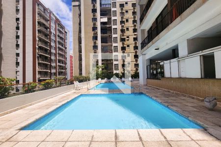Apartamento à venda com 65m², 2 quartos e 1 vagaÁrea Comum - Piscina