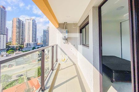 Studio para alugar com 28m², 1 quarto e sem vaga Studio para alugar com 28m², 1 quarto e sem vagaVaranda