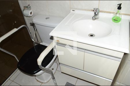 Casa para alugar com 110m², 4 quartos e 1 vagaBanheiro 2