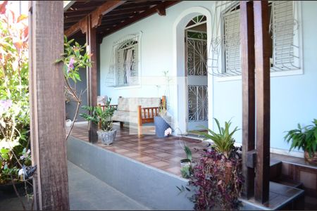 Casa para alugar com 110m², 4 quartos e 1 vagaÁrea Externa