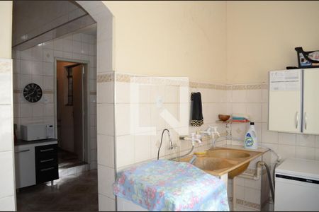 Casa para alugar com 110m², 4 quartos e 1 vagaÁrea de Serviço