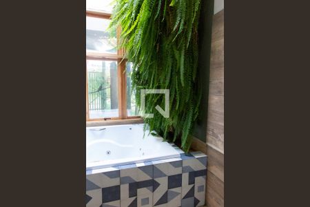 Casa à venda com 450m², 2 quartos e NaN vagasBANHEIRO DA SUITE 2