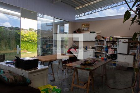 Casa à venda com 450m², 2 quartos e NaN vagasATELIÊ