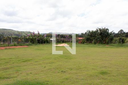 Casa à venda com 450m², 2 quartos e NaN vagasÁREA EXTERNA FUNDOS