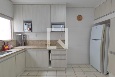 Casa à venda com 170m², 3 quartos e 4 vagasCozinha