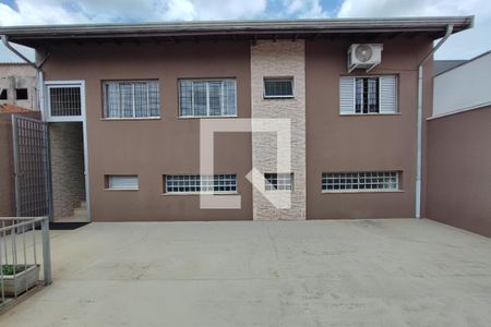 Casa à venda com 170m², 3 quartos e 4 vagasQuintal