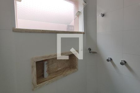 Casa à venda com 170m², 3 quartos e 4 vagasBanheiro Social