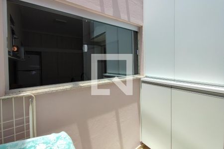 Casa à venda com 170m², 3 quartos e 4 vagasÁrea de Serviço