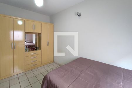 Casa à venda com 170m², 3 quartos e 4 vagasQuarto 2