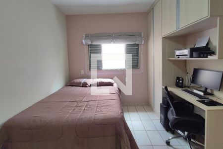 Casa à venda com 170m², 3 quartos e 4 vagasQuarto 2