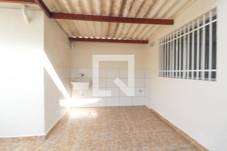 Casa para alugar com 81m², 2 quartos e 1 vaga Casa para alugar com 81m², 2 quartos e 1 vagaGaragem