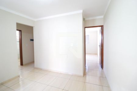 Casa para alugar com 81m², 2 quartos e 1 vaga Casa para alugar com 81m², 2 quartos e 1 vagaSala