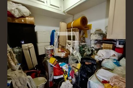 Apartamento para alugar com 353m², 4 quartos e 1 vaga Apartamento para alugar com 353m², 4 quartos e 1 vagaQuarto serviço 1