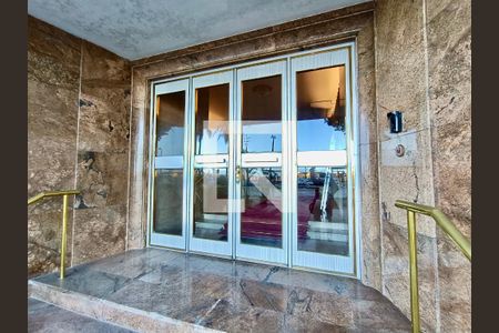 Apartamento para alugar com 353m², 4 quartos e 1 vaga Apartamento para alugar com 353m², 4 quartos e 1 vagaPortaria