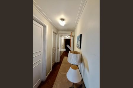 Apartamento para alugar com 353m², 4 quartos e 1 vaga Apartamento para alugar com 353m², 4 quartos e 1 vagaCorredor