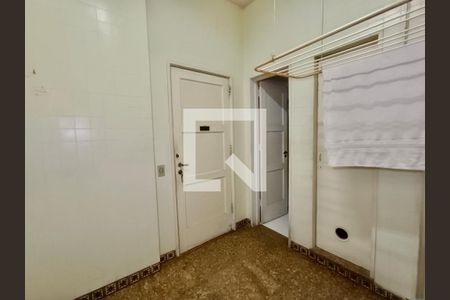 Apartamento para alugar com 353m², 4 quartos e 1 vaga Apartamento para alugar com 353m², 4 quartos e 1 vagaÁrea serviço