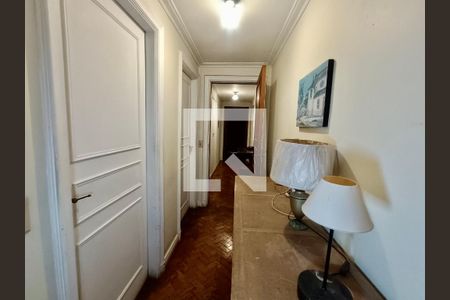 Apartamento para alugar com 353m², 4 quartos e 1 vaga Apartamento para alugar com 353m², 4 quartos e 1 vagaCorredor