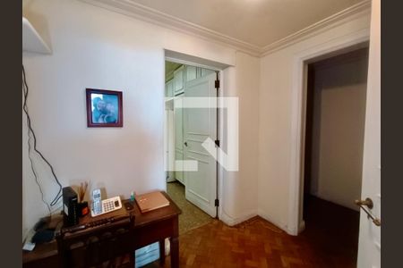 Apartamento para alugar com 353m², 4 quartos e 1 vaga Apartamento para alugar com 353m², 4 quartos e 1 vagaSaleta