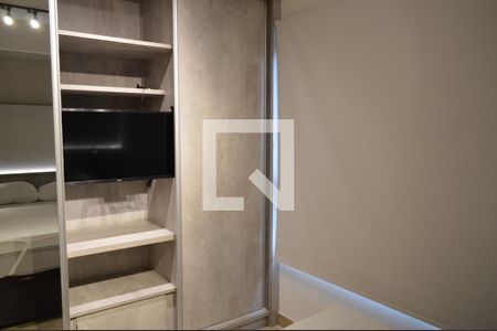 Quarto de kitnet/studio para alugar com 1 quarto, 21m² em Vila Firmiano Pinto, São Paulo