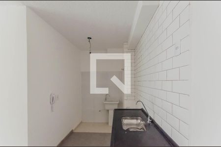 Apartamento para alugar com 37m², 2 quartos e 1 vaga Apartamento para alugar com 37m², 2 quartos e 1 vagaCozinha e Área de Serviço
