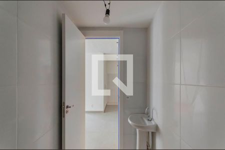 Apartamento para alugar com 37m², 2 quartos e 1 vaga Apartamento para alugar com 37m², 2 quartos e 1 vagaBanheiro