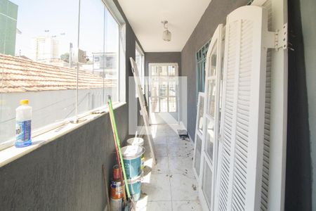 Varanda de casa à venda com 4 quartos, 300m² em Vila Mazzei, São Paulo