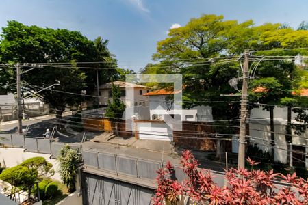 Casa à venda com 400m², 4 quartos e 4 vagas Casa à venda com 400m², 4 quartos e 4 vagasVista da Varanda