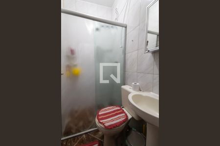 Casa à venda com 56m², 4 quartos e 1 vaga Casa à venda com 56m², 4 quartos e 1 vagaBanheiro/Quarto 2
