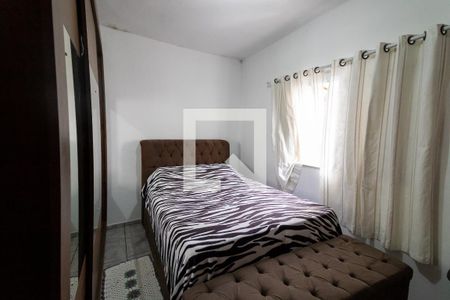 Casa à venda com 56m², 4 quartos e 1 vaga Casa à venda com 56m², 4 quartos e 1 vagaQuarto 4