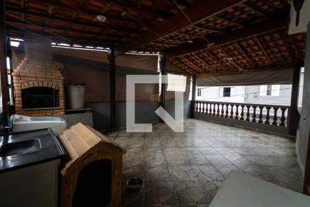 Casa à venda com 56m², 4 quartos e 1 vaga Casa à venda com 56m², 4 quartos e 1 vagaÁrea comum