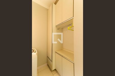 Apartamento para alugar com 64m², 2 quartos e 1 vaga Apartamento para alugar com 64m², 2 quartos e 1 vagaÁrea de Serviço