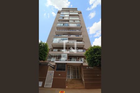 Apartamento para alugar com 64m², 2 quartos e 1 vaga Apartamento para alugar com 64m², 2 quartos e 1 vagaFachada