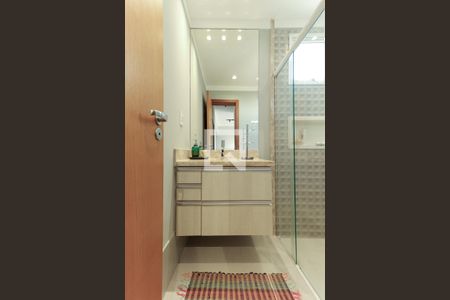 Apartamento para alugar com 64m², 2 quartos e 1 vaga Apartamento para alugar com 64m², 2 quartos e 1 vagaBanheiro