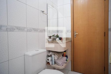 Casa à venda com 233m², 3 quartos e 2 vagas Casa à venda com 233m², 3 quartos e 2 vagasBanheiro