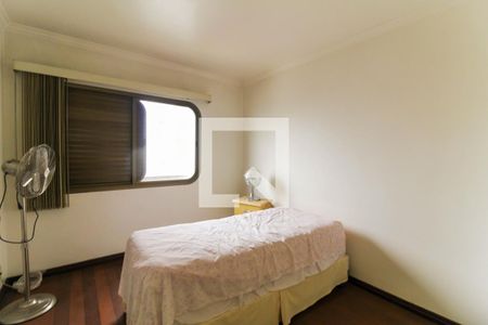 Apartamento à venda com 132m², 3 quartos e 2 vagas Apartamento à venda com 132m², 3 quartos e 2 vagasQuarto 2