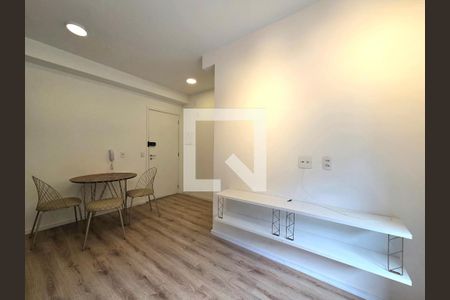 Sala/Cozinha de apartamento para alugar com 1 quarto, 32m² em Indianópolis, São Paulo