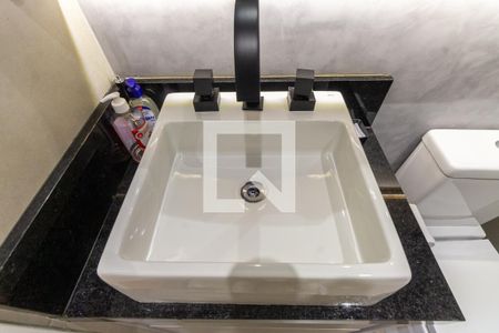 Apartamento à venda com 78m², 3 quartos e 2 vagas Apartamento à venda com 78m², 3 quartos e 2 vagasBanheiro Social