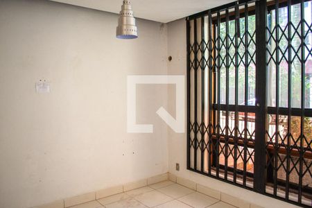 Casa para alugar com 288m², 5 quartos e 2 vagasQuarto 1