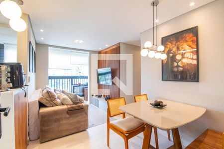 Sala de apartamento à venda com 2 quartos, 49m² em Centro, Osasco