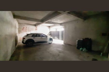 Casa à venda com 118m², 3 quartos e 4 vagas Casa à venda com 118m², 3 quartos e 4 vagasGaragem